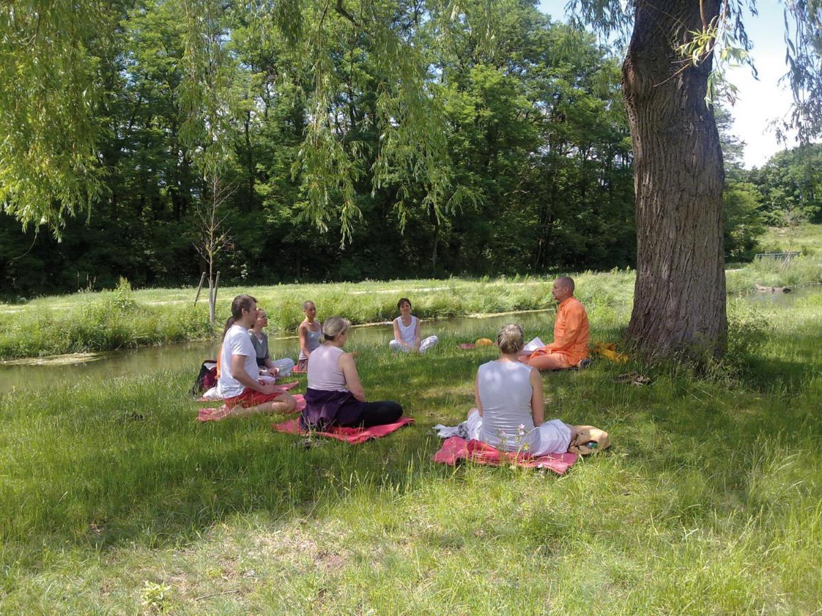 Yoga Vidya Ashram Hotel Horn-Bad Meinberg Buitenkant foto